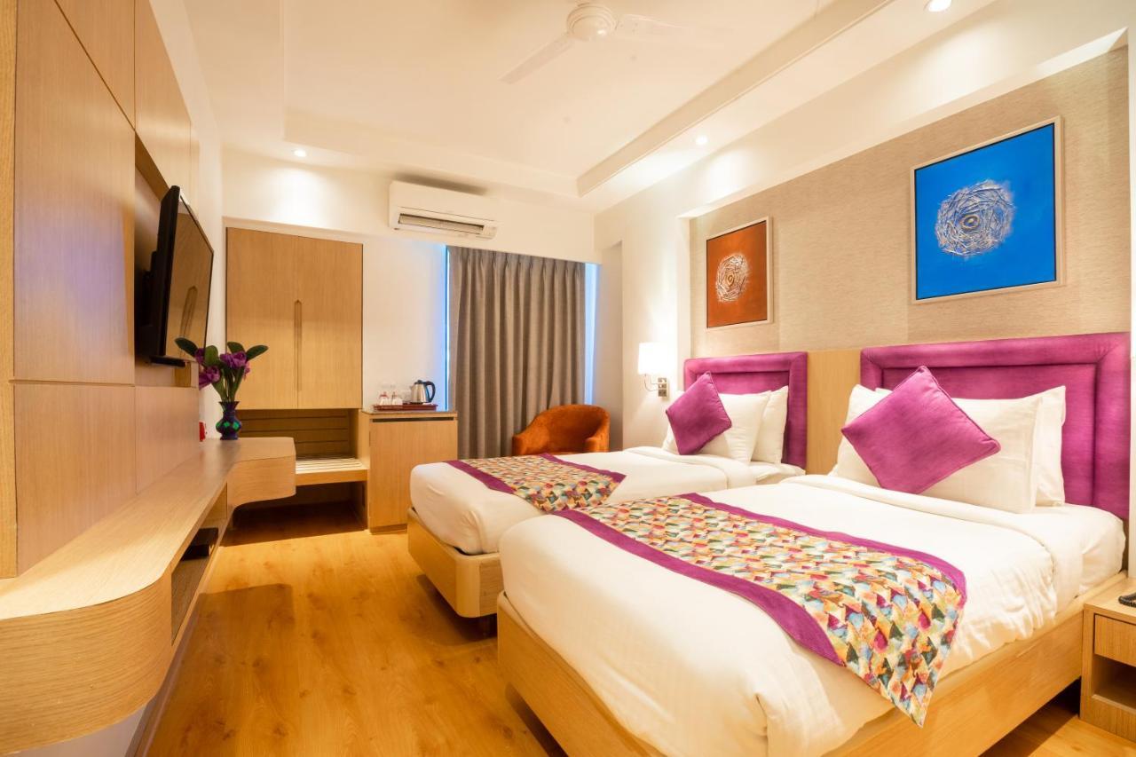 Freesia By Express Inn Pālghar Εξωτερικό φωτογραφία