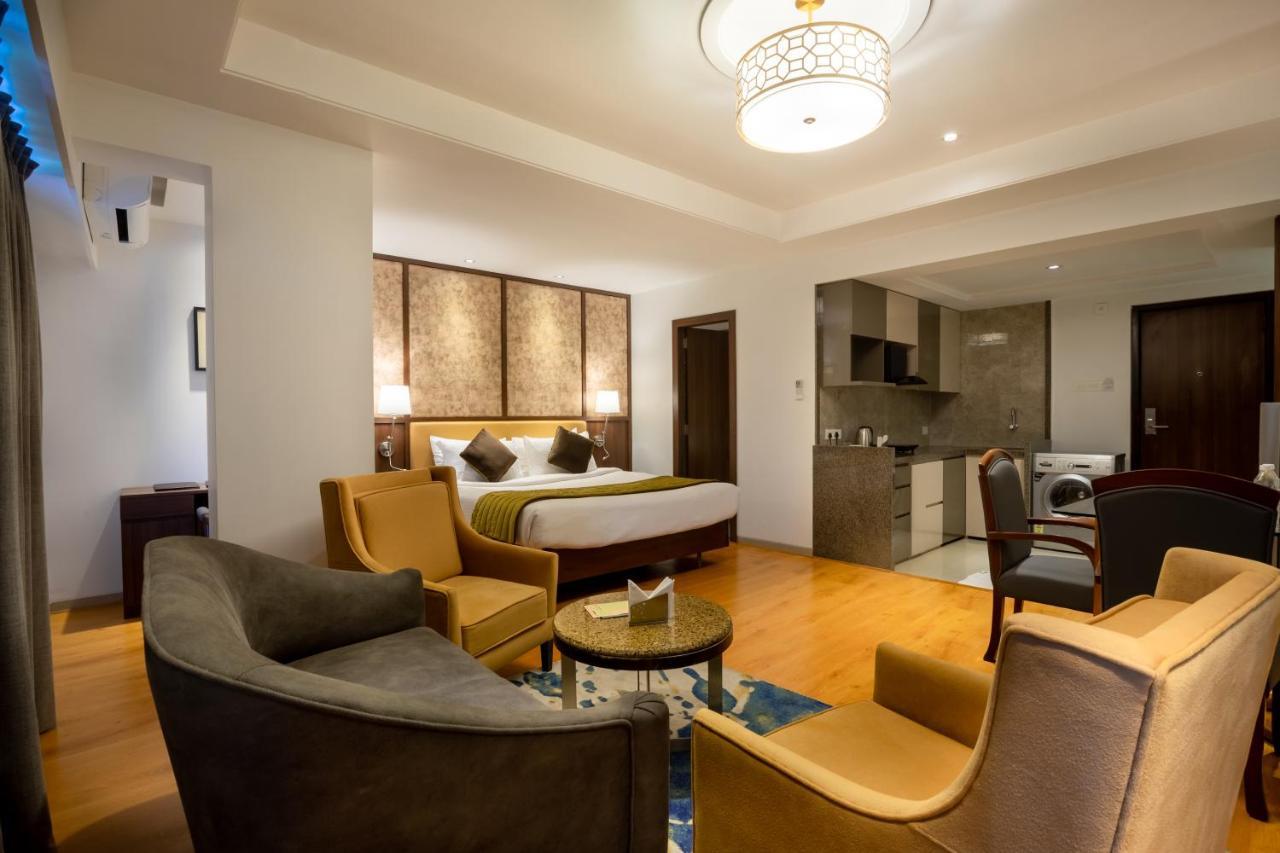 Freesia By Express Inn Pālghar Εξωτερικό φωτογραφία