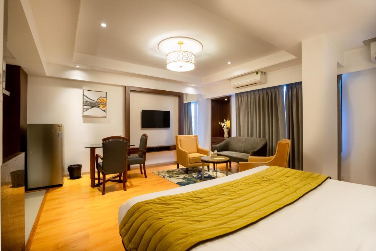 Freesia By Express Inn Pālghar Εξωτερικό φωτογραφία