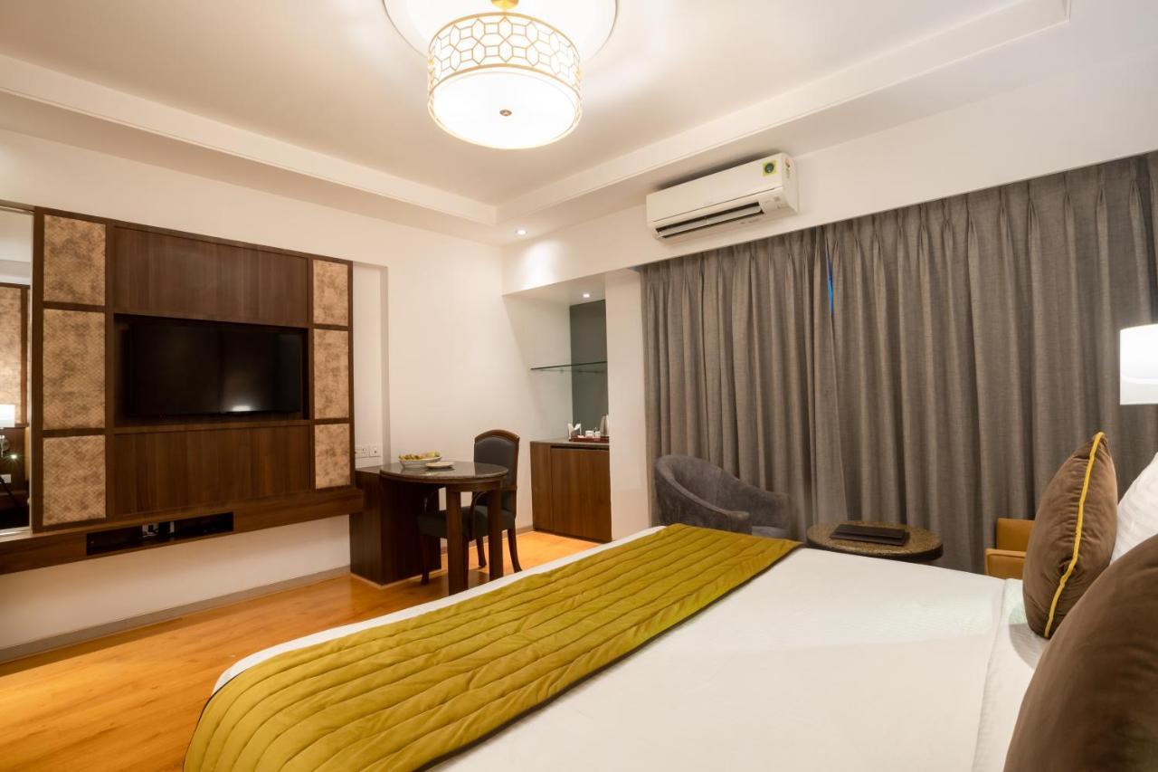 Freesia By Express Inn Pālghar Εξωτερικό φωτογραφία