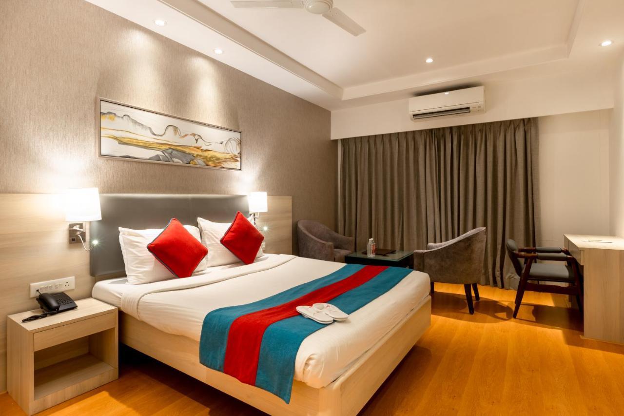 Freesia By Express Inn Pālghar Εξωτερικό φωτογραφία