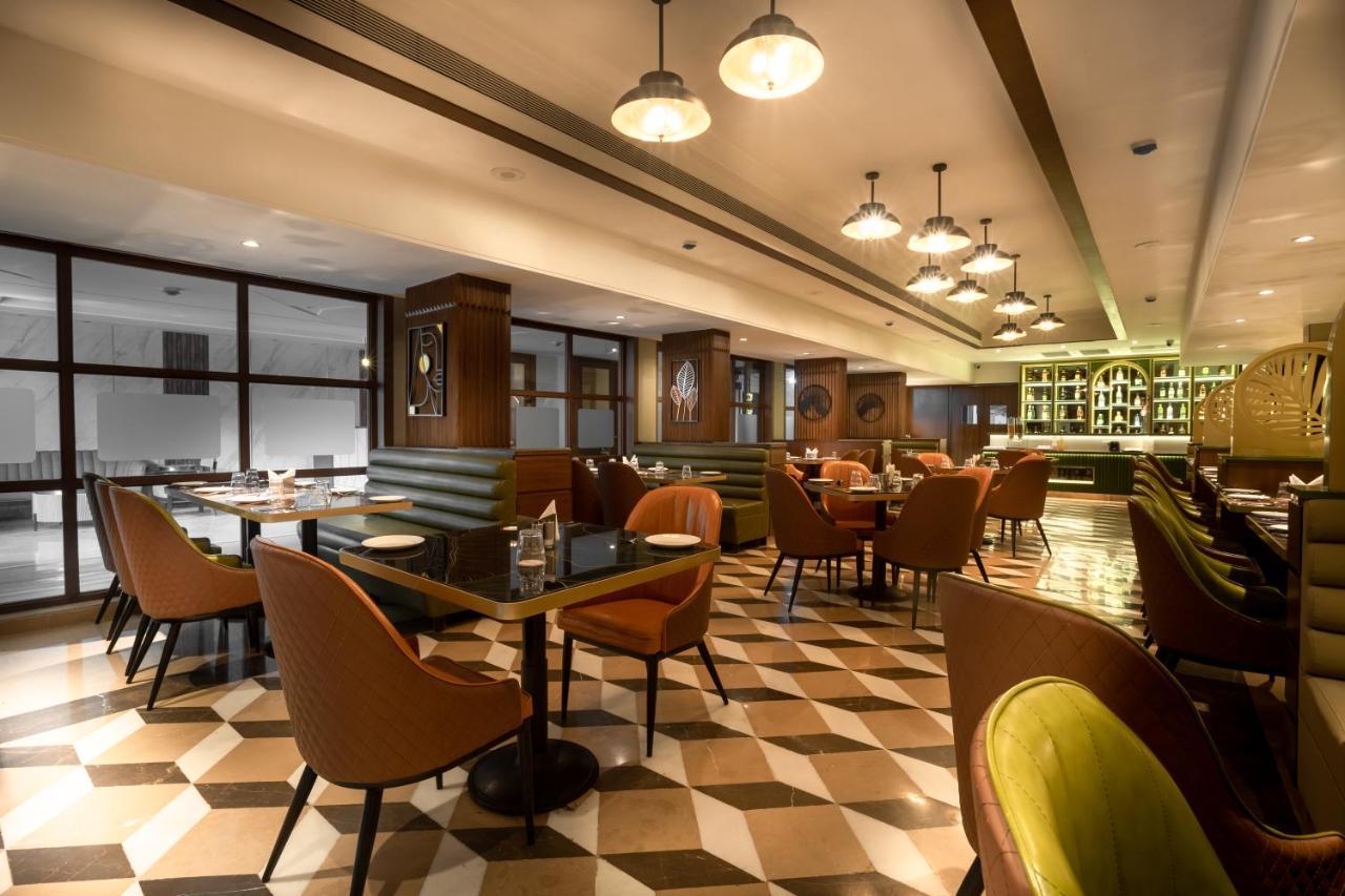 Freesia By Express Inn Pālghar Εξωτερικό φωτογραφία