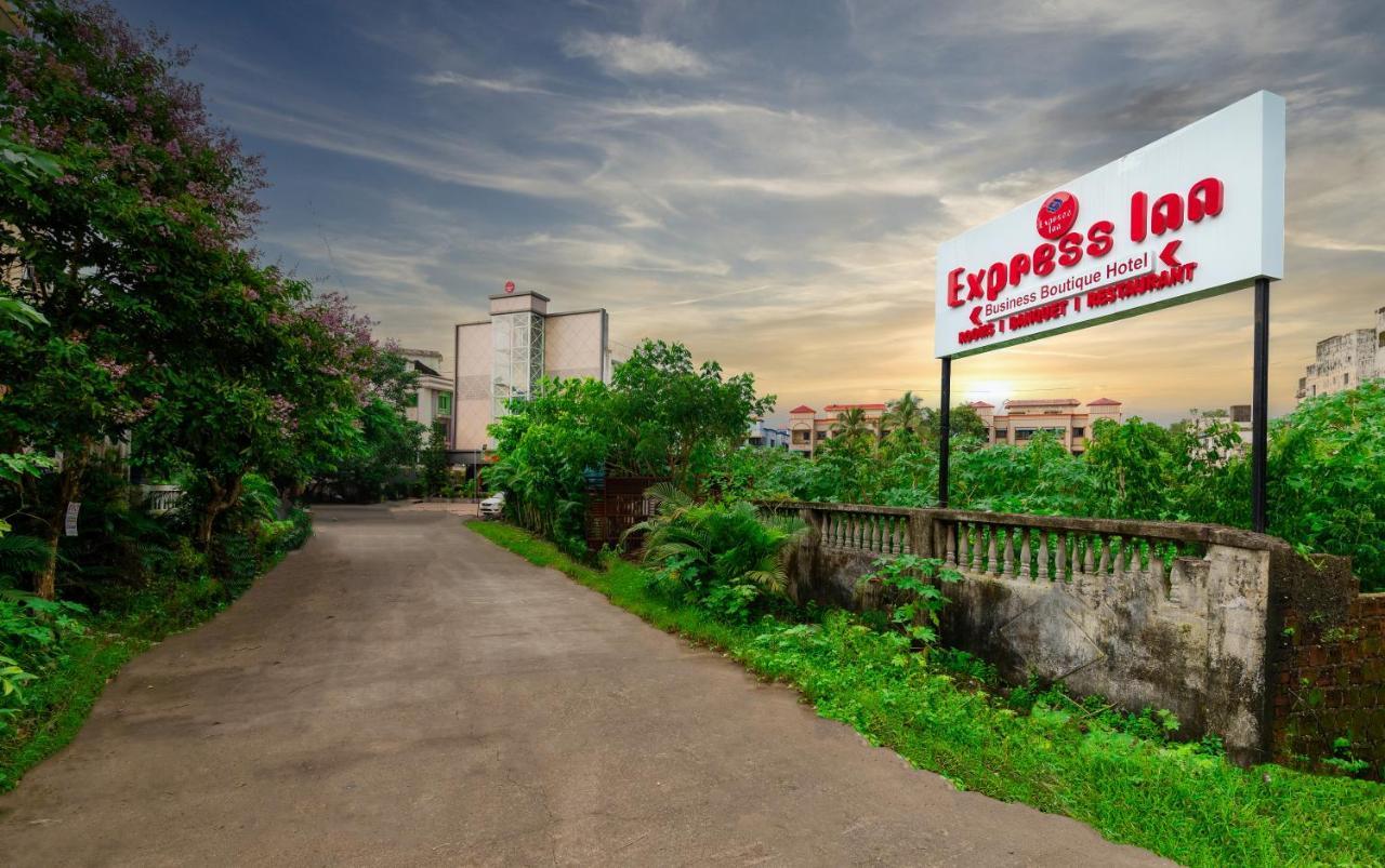 Freesia By Express Inn Pālghar Εξωτερικό φωτογραφία