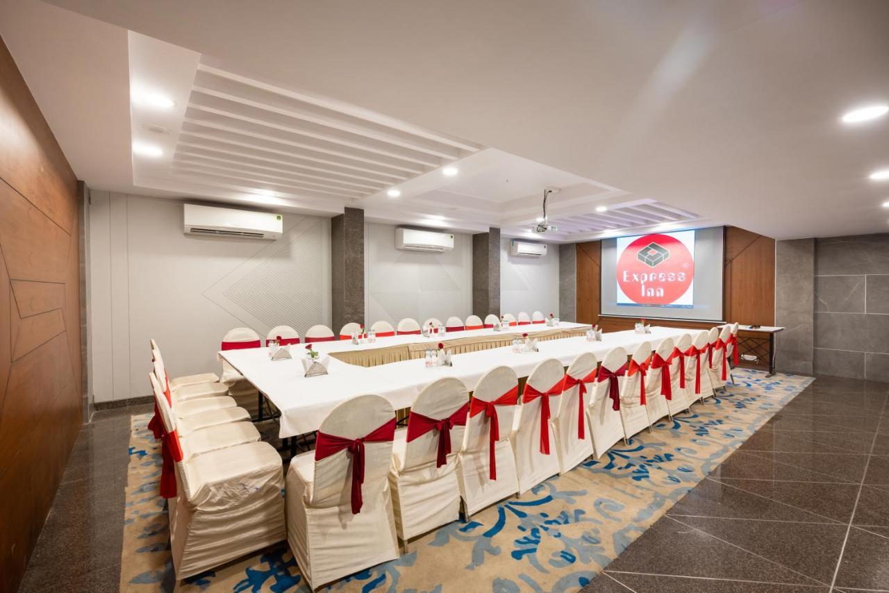 Freesia By Express Inn Pālghar Εξωτερικό φωτογραφία