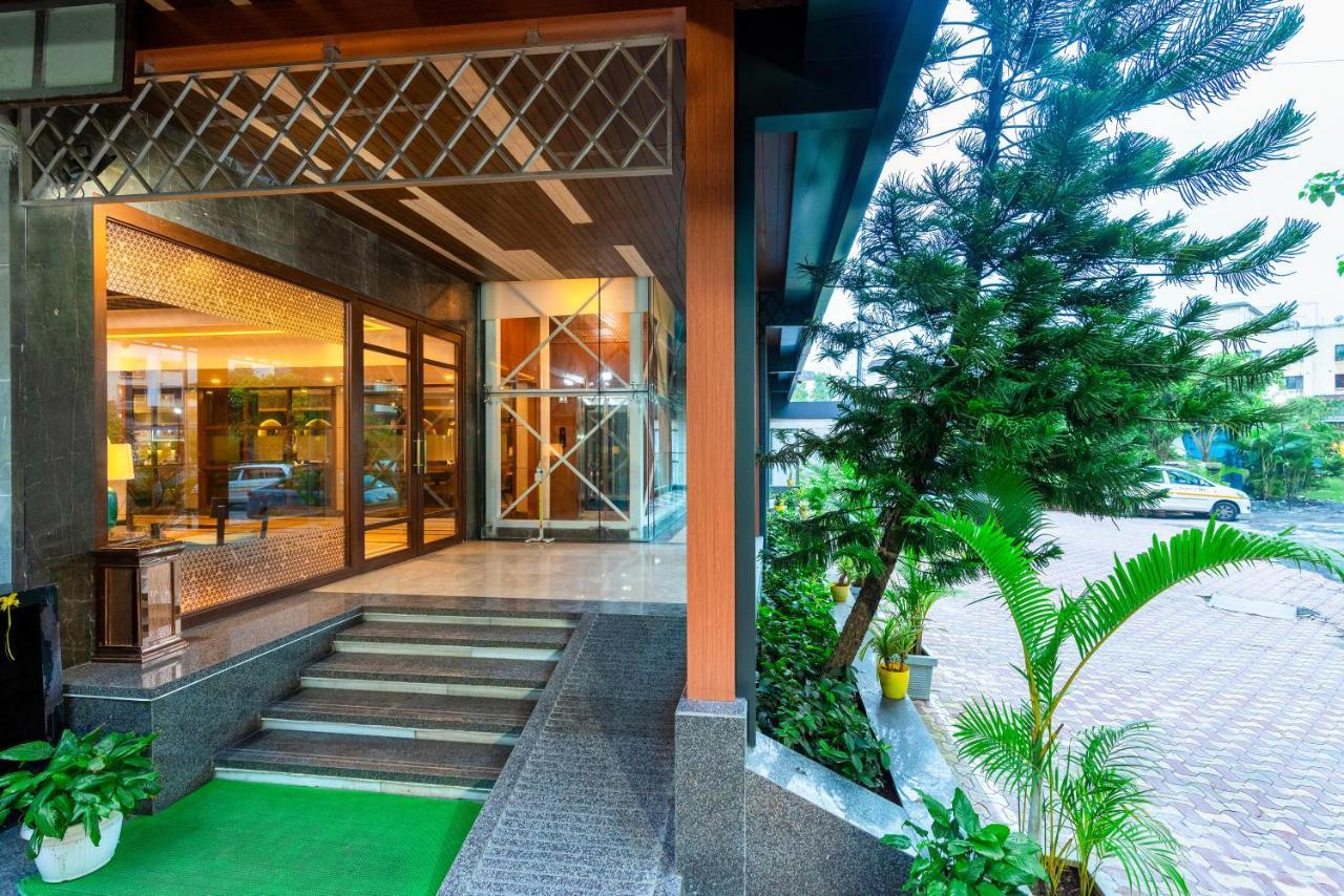Freesia By Express Inn Pālghar Εξωτερικό φωτογραφία