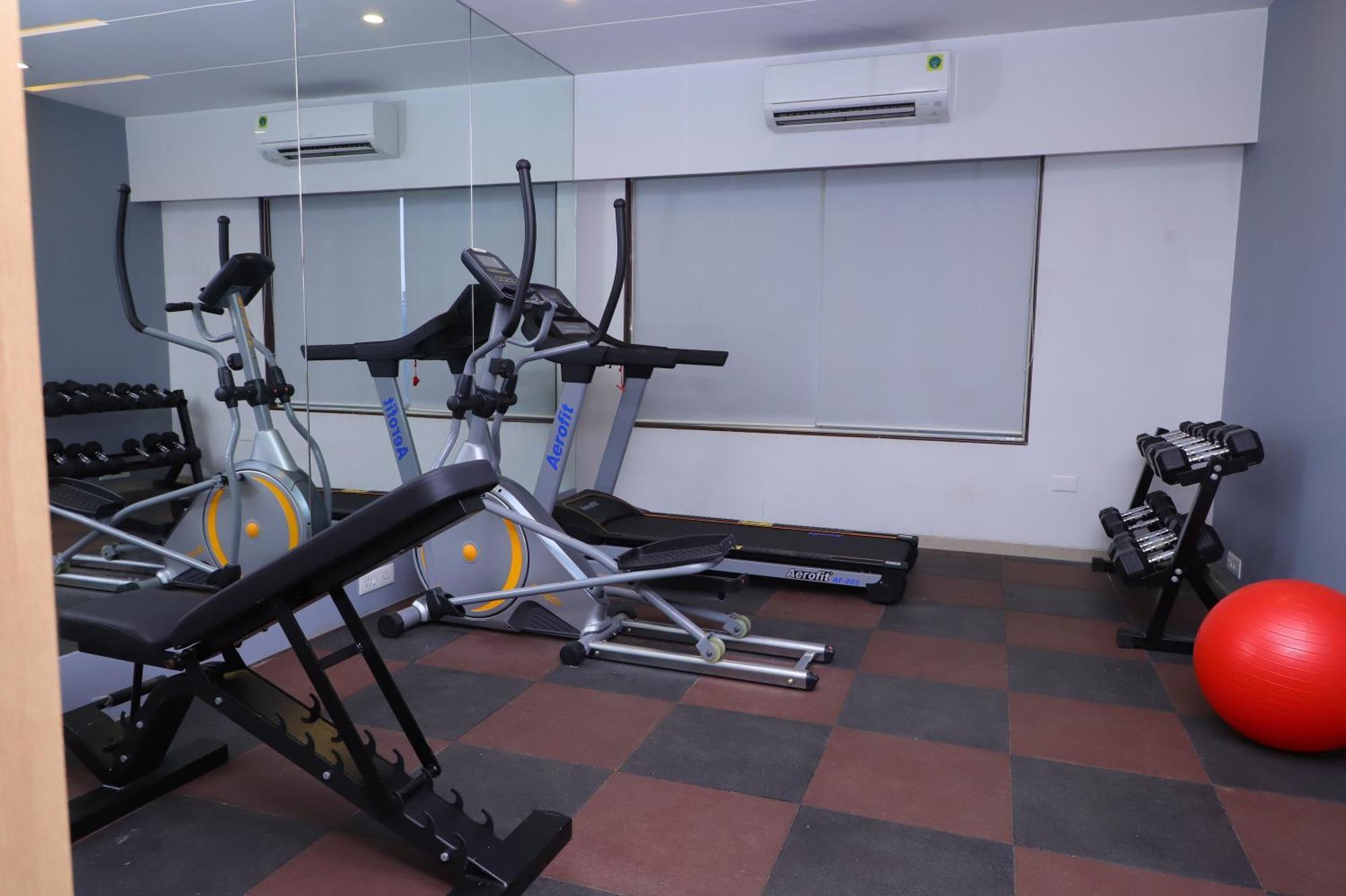 Freesia By Express Inn Pālghar Εξωτερικό φωτογραφία