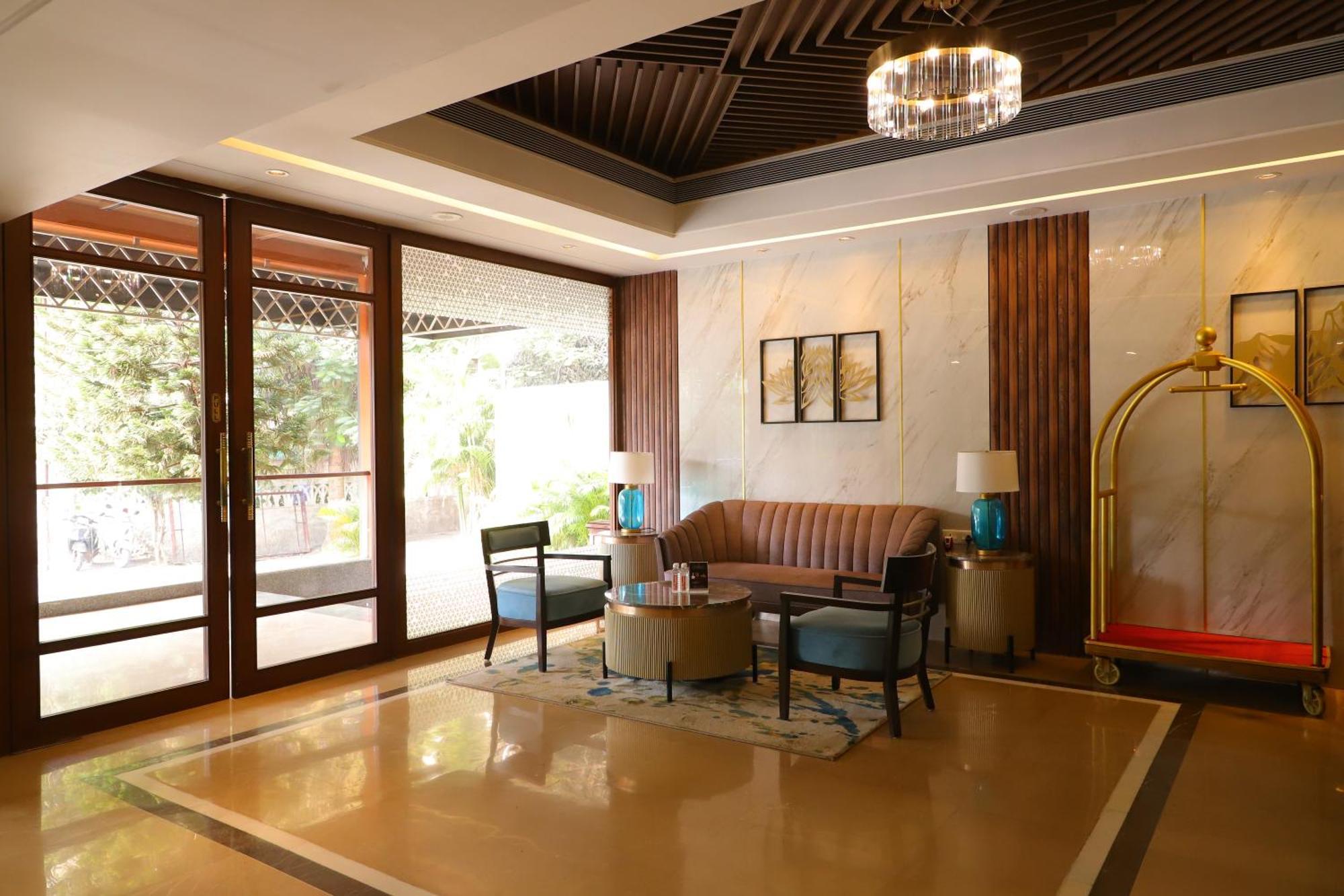 Freesia By Express Inn Pālghar Εξωτερικό φωτογραφία